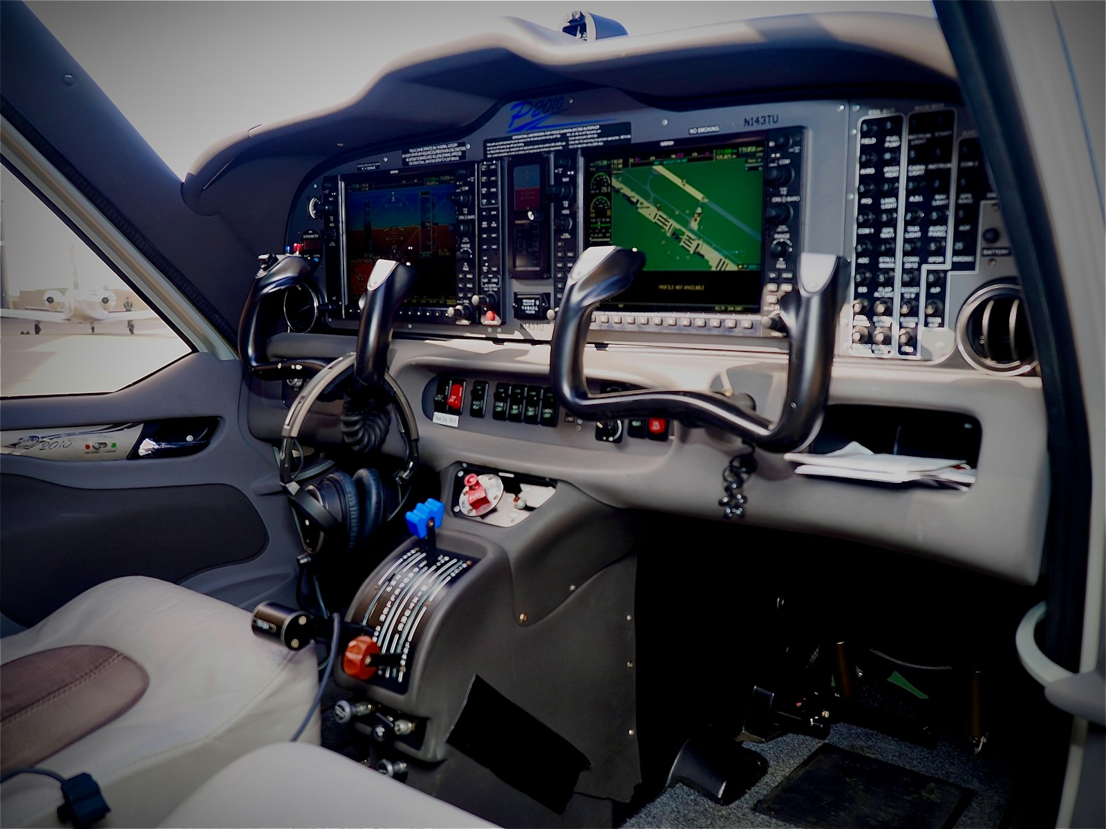 Modern glass cockpit avionics panel